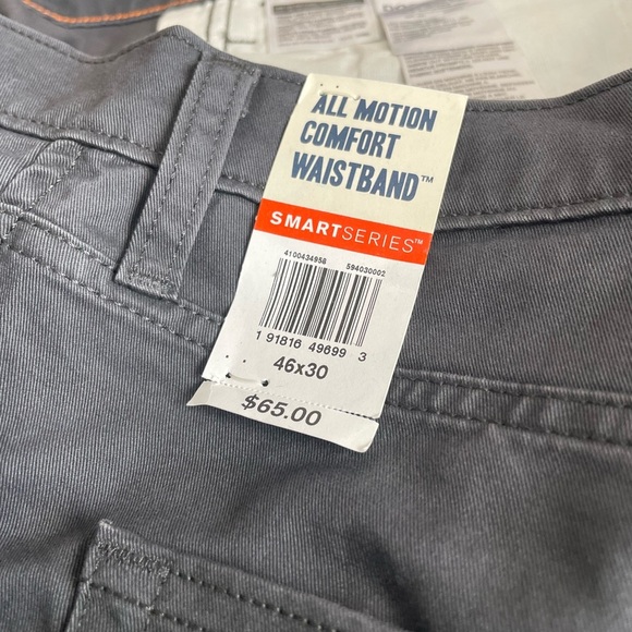 Levi’s Dockers Men’s Pants Gray 46x30 NWT Big & Tall Comfort Waistband Stretch - Picture 11 of 11